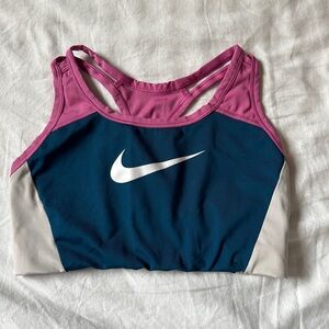 Nike Women's Colorblock Sports Bra